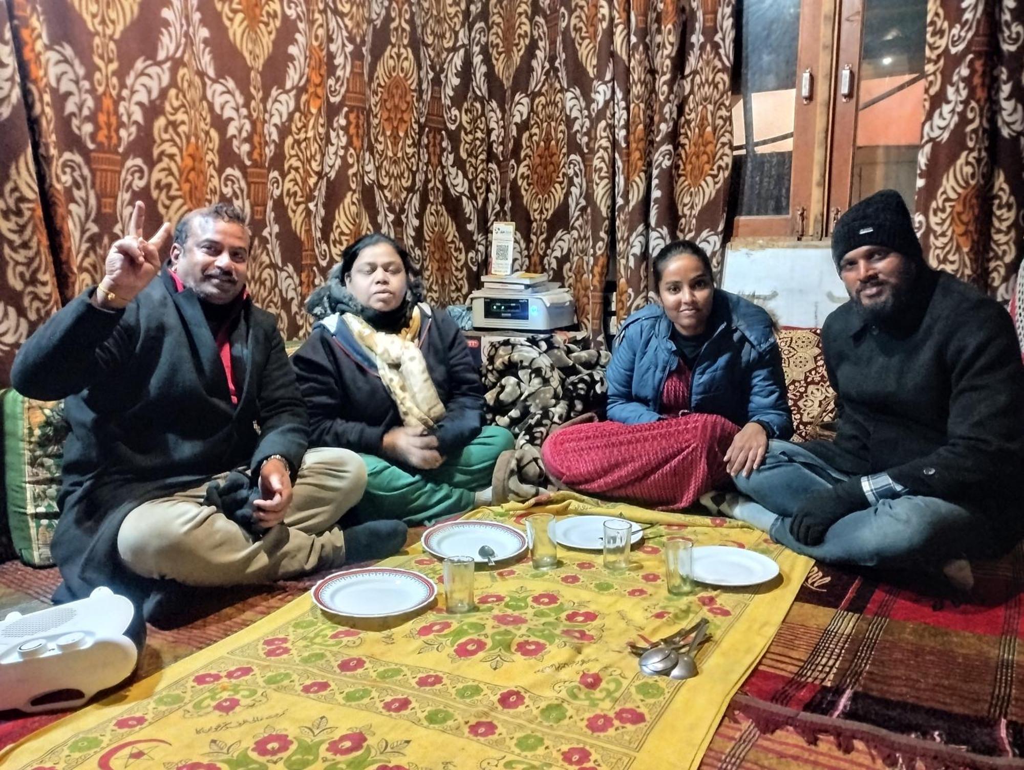 Pana 4 Boat House Apartment Srinagar  Exterior photo