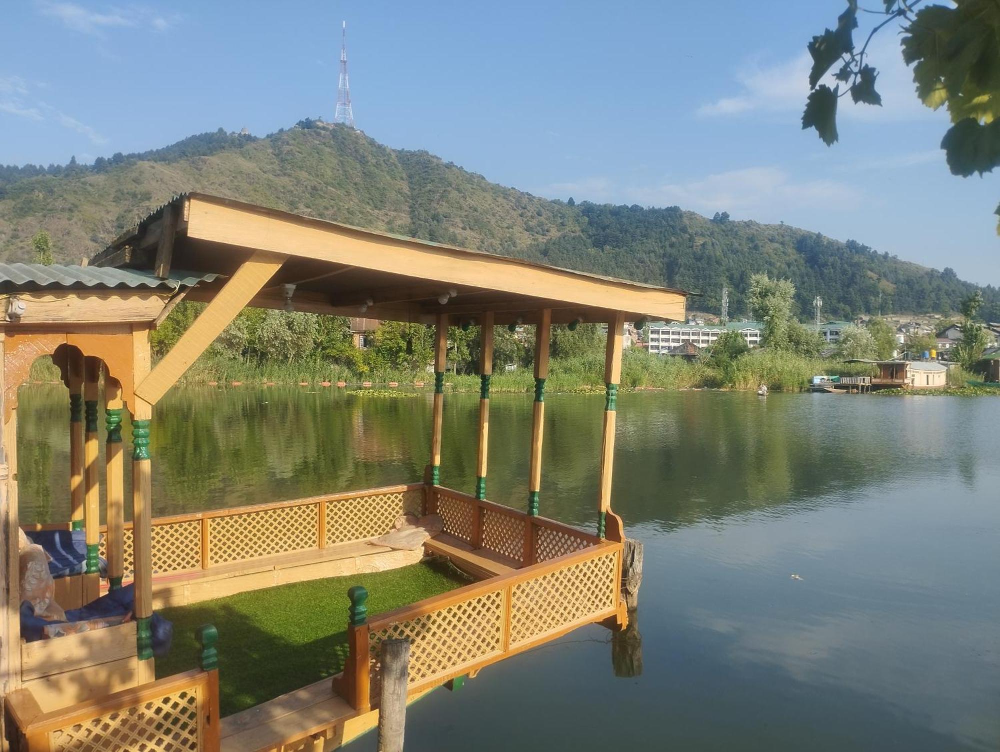 Pana 4 Boat House Apartment Srinagar  Exterior photo